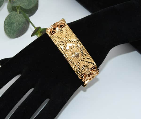 Luxury Copper Bracelet For Women Dubai Gold Plated Bangles Indian Arabic Jewelry With Designer Charms Hawaiian 2 1