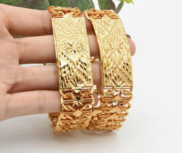 Luxury Copper Bracelet For Women Dubai Gold Plated Bangles Indian Arabic Jewelry With Designer Charms Hawaiian 6